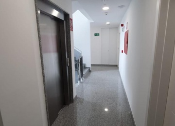 onza-mar-apartamentos-servicio-ascensor-1